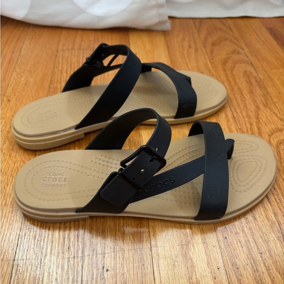 CROCS Black and Tan Women's Sandals - Picture 3 of 6